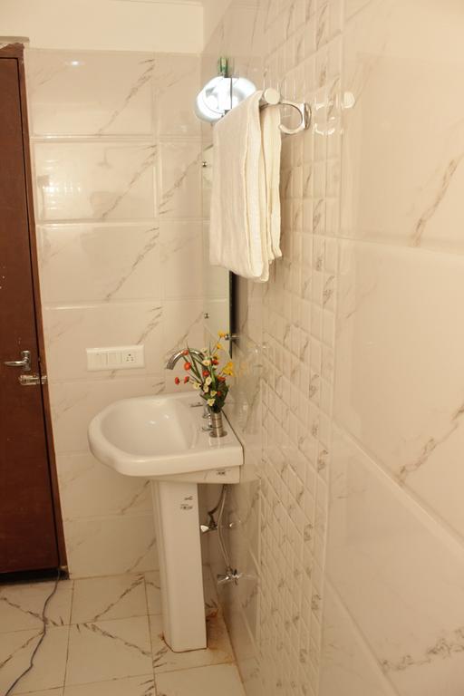 Geetanjali Hotel & Motel Bharatpur Zewnętrze zdjęcie