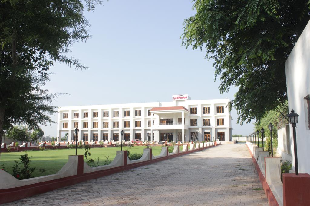 Geetanjali Hotel & Motel Bharatpur Zewnętrze zdjęcie