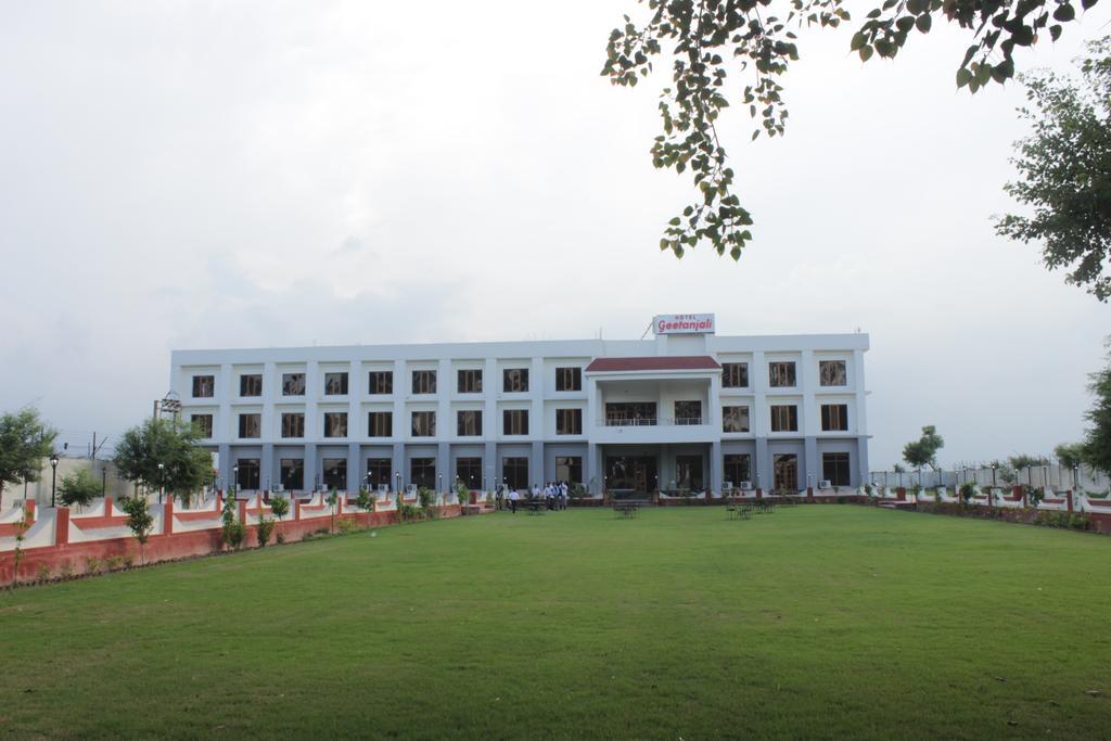 Geetanjali Hotel & Motel Bharatpur Zewnętrze zdjęcie