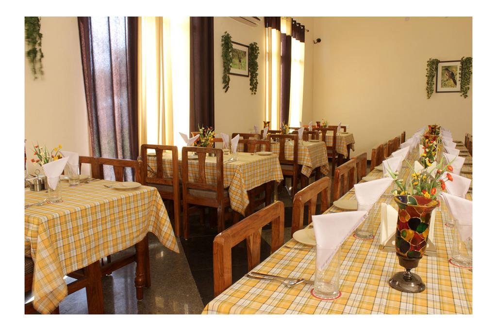 Geetanjali Hotel & Motel Bharatpur Zewnętrze zdjęcie