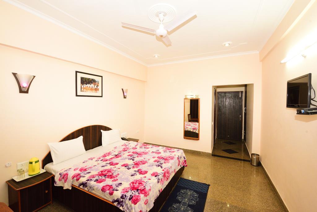 Geetanjali Hotel & Motel Bharatpur Zewnętrze zdjęcie